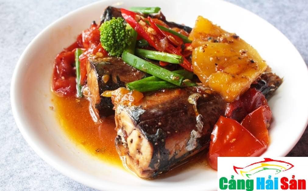 cách kho cá nục với dứa