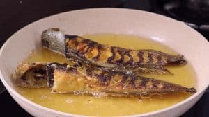 các món ngon với cá trê chiên giòn