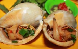 ốc tỏi nướng mỡ hành