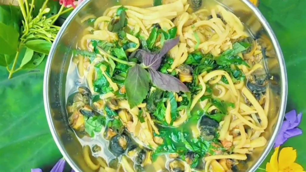 canh củ chuối ốc bươu
