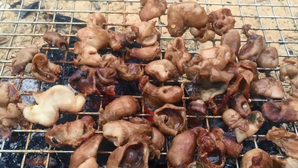 bao tử cá basa nướng