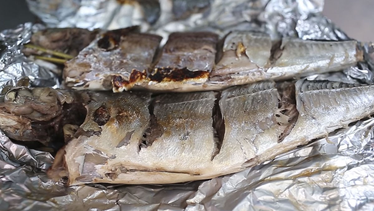 Từ az cách chế biến món cá sòng nướng giấy bạc và nướng mỡ hành chuẩn mẹ nấu  hải sản tươi sống