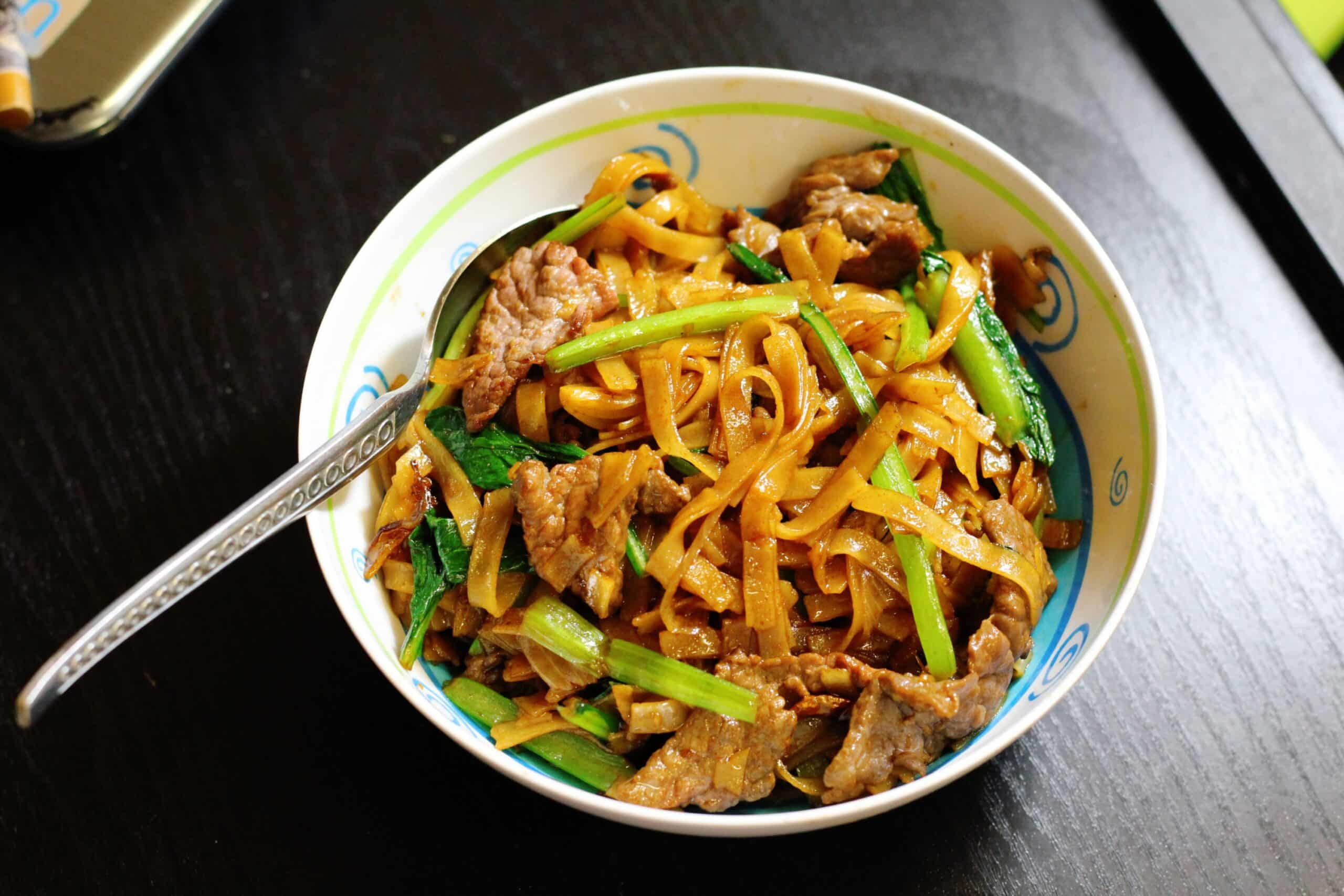 cách làm phở trộn
