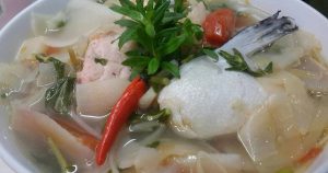 cách nấu canh chua cá hồi